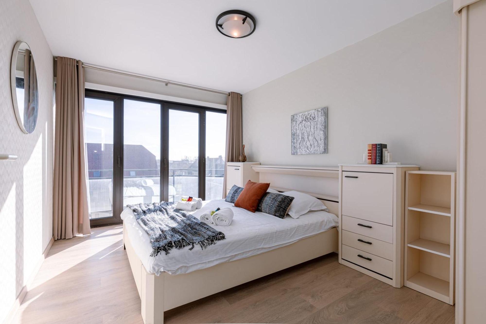 Huswell - Spacious & Modern Sea View Apartment With Garage Ostende Extérieur photo
